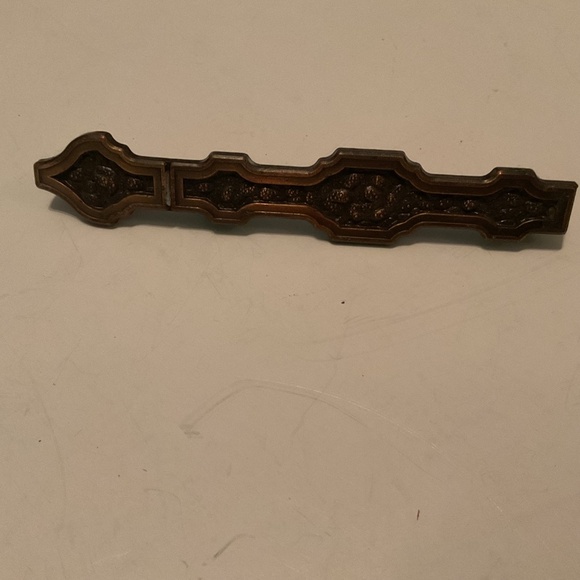 A lot of 5 handle vintage handle pulls for your restoration project. Used - Picture 2 of 11